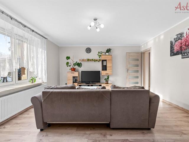 Dom na sprzedaż 3 pokoje Tychy, 83 m2, działka 843 m2