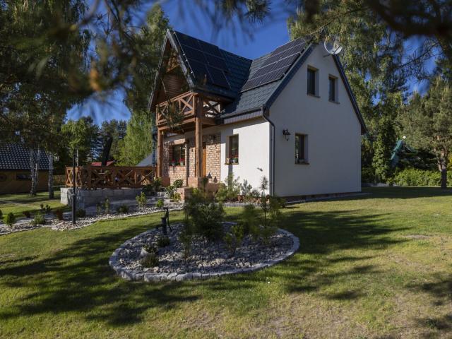 Dom na sprzedaż 3 pokoje wejherowski, 81,50 m2, działka 1809 m2