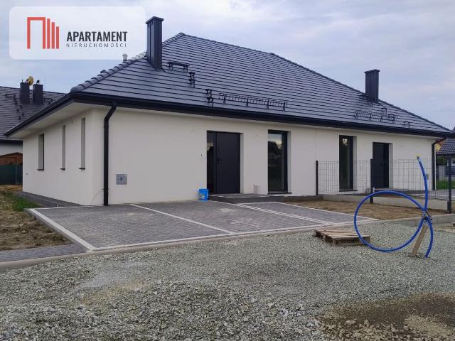 Dom na sprzedaż 3 pokoje wrocławski, 81,63 m2, działka 300 m2