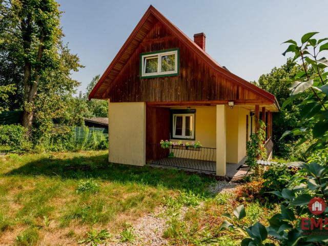 Dom na sprzedaż 3 pokoje białostocki, 60 m2, działka 900 m2