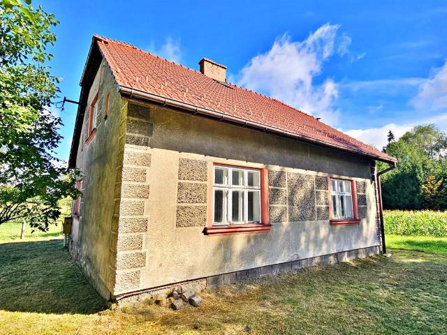 Dom na sprzedaż 3 pokoje cieszyński, 90 m2, działka 2011 m2