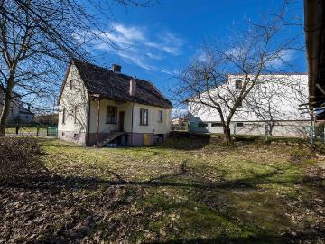 Dom na sprzedaż 3 pokoje oświęcimski, 130 m2, działka 2800 m2