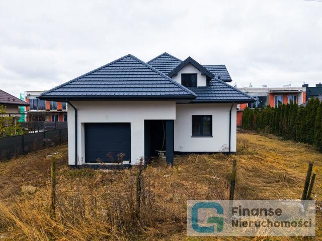 Dom na sprzedaż 3 pokoje Mszczonów, 165 m2, działka 700 m2