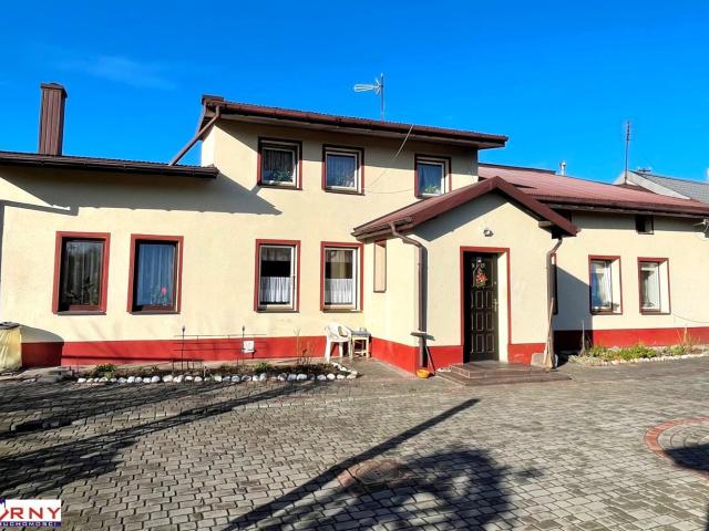 Dom na sprzedaż 3 pokoje Piotrków Trybunalski, 135 m2, działka 1800 m2