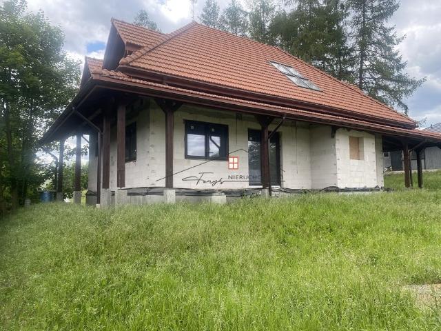 Dom na sprzedaż 3 pokoje Przemyśl, 235 m2, działka 800 m2