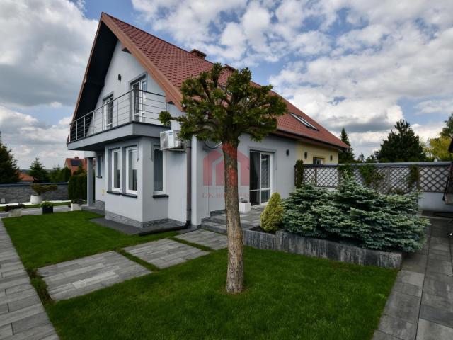 Dom na sprzedaż 4 pokoje Ropczyce, 103,64 m2, działka 741 m2