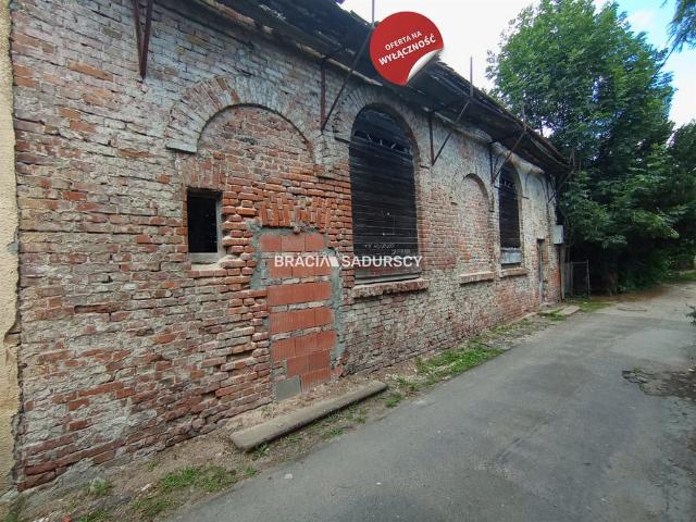 Dom na sprzedaż, Wąska