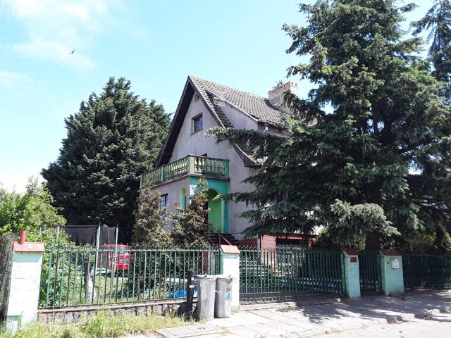 Dom na sprzedaż, Warszawska
