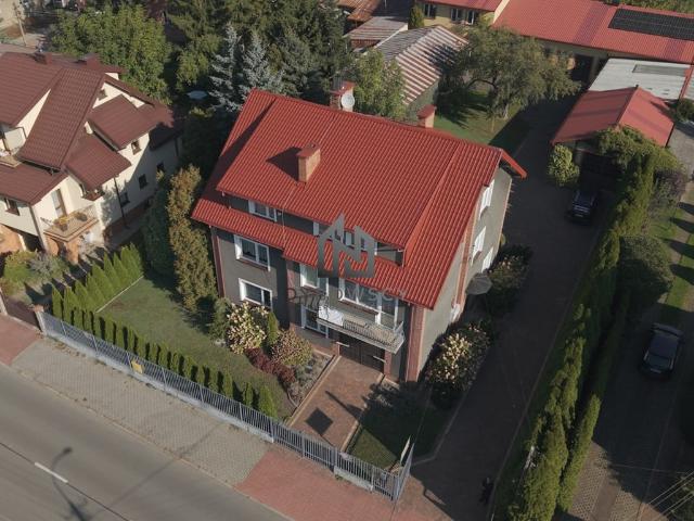 Dom na sprzedaż, Zachodnia
