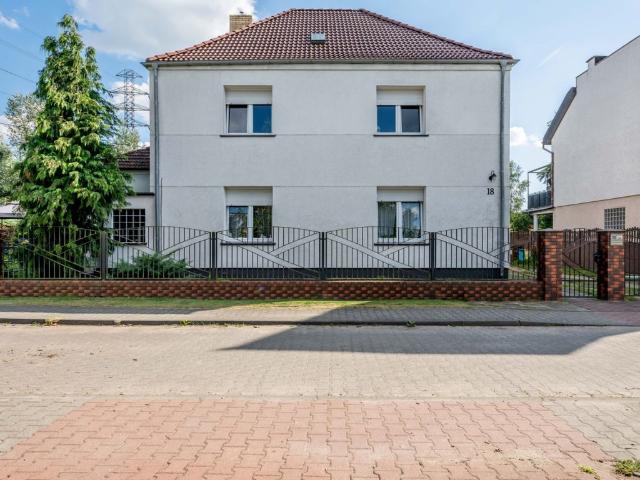 Dom na sprzedaż, Zdzisławy