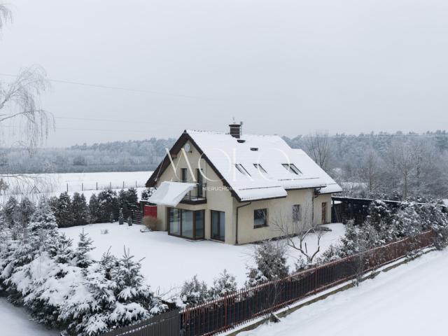 Dom na sprzedaż, Akacjowa