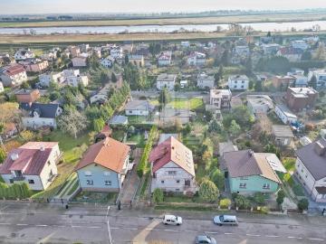 Dom na sprzedaż, Dokerów