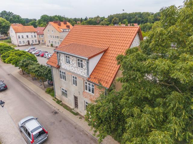 Dom na sprzedaż, Żelazna