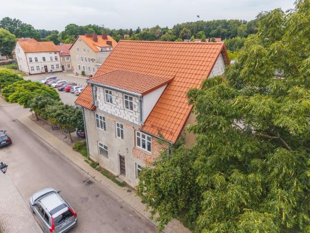Dom na sprzedaż, Żelazna