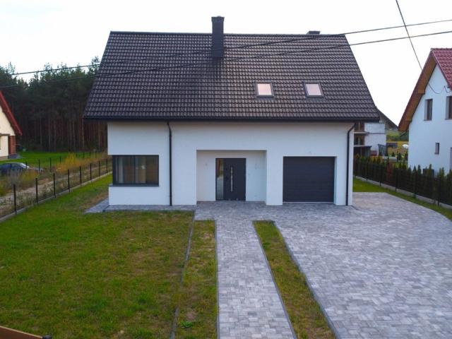 Dom na sprzedaż, Główna