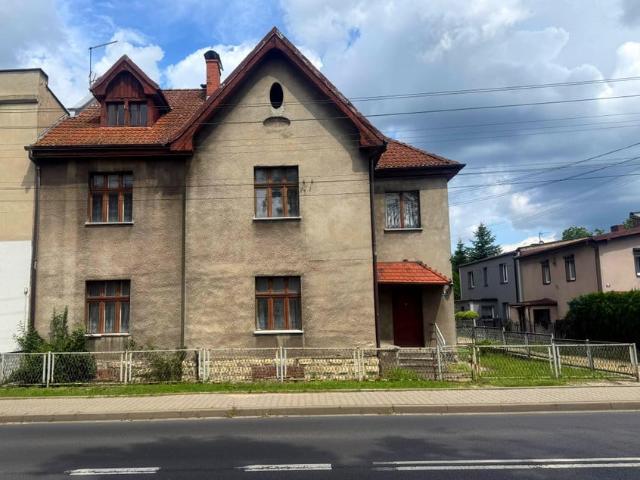 Dom na sprzedaż, Główna
