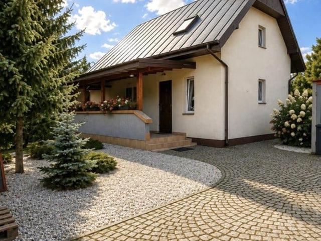 Dom na sprzedaż, Gościnna