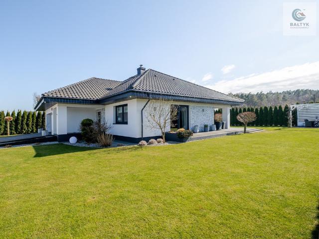 Dom na sprzedaż, Harcerska