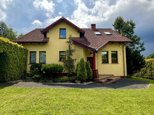 Dom na sprzedaż, Jesionowa