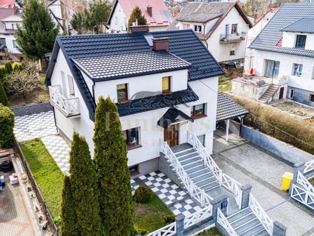 Dom na sprzedaż, Juliana Tuwima
