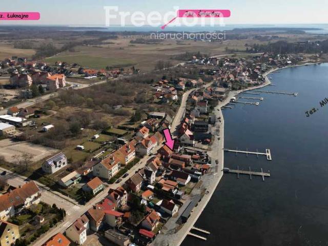 Dom na sprzedaż, Kajki