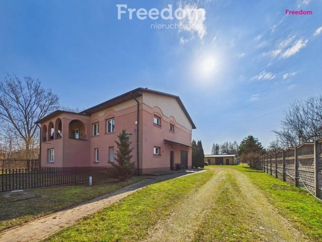 Dom na sprzedaż, Kolejowa