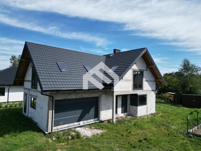 Dom na sprzedaż, Kolejowa