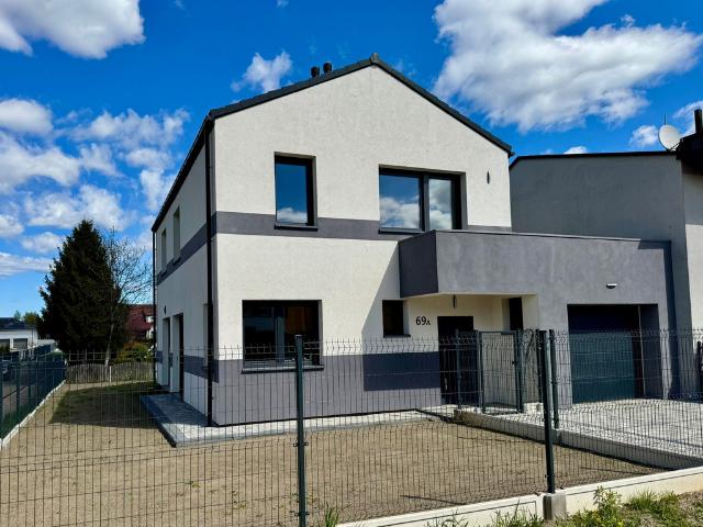 Dom na sprzedaż, Kolejarzy