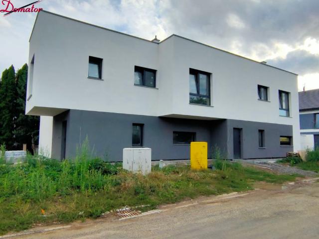 Dom na sprzedaż, Legnica