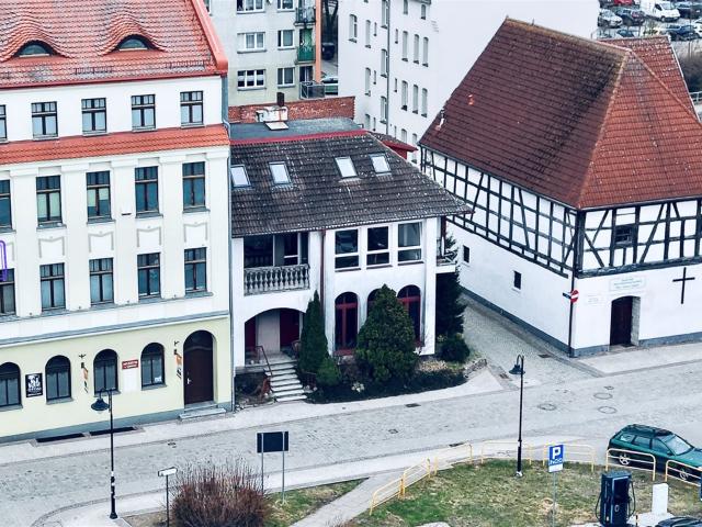 Dom na sprzedaż, Młynarska