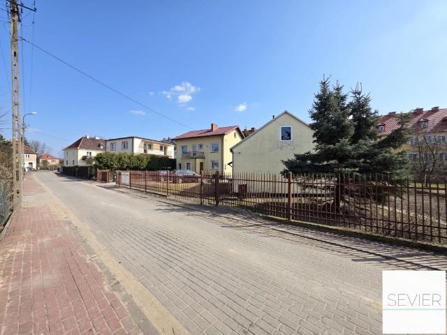 Dom na sprzedaż, Mikołaja Reja