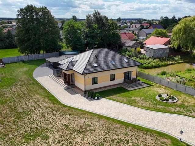 Dom na sprzedaż, Niwa