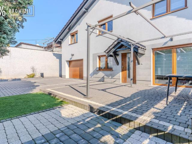 Dom na sprzedaż, Norwida
