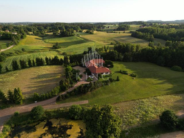 Dom na sprzedaż, Żołnierzy Niezłomnych