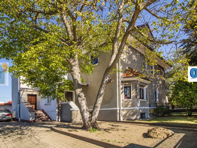 Dom na sprzedaż, Partyzantów