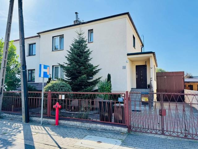 Dom na sprzedaż, Pauliny i Augusta Wilkońskich