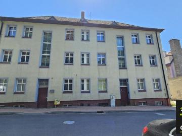 Dom na sprzedaż, Pocztowa