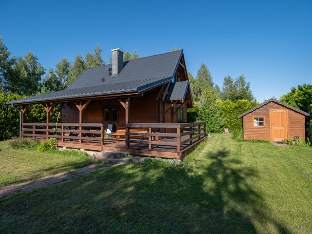 Dom na sprzedaż, Poprzeczna