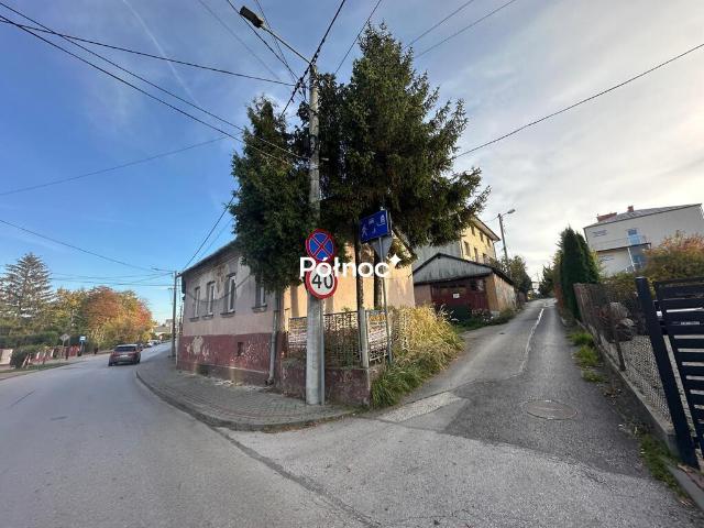 Dom na sprzedaż, Powstańców