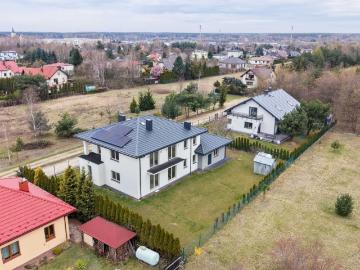 Dom na sprzedaż, Poziomkowa