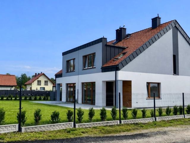 Dom na sprzedaż, Radosna