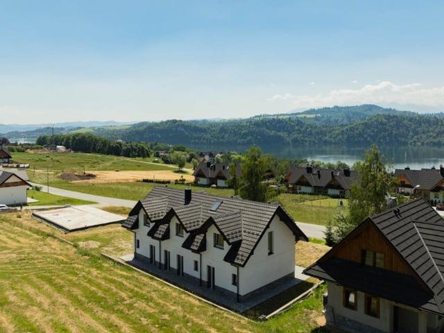 Dom na sprzedaż, Stylchyn