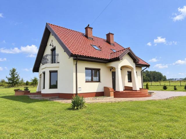 Dom na wynajem, Ulinów