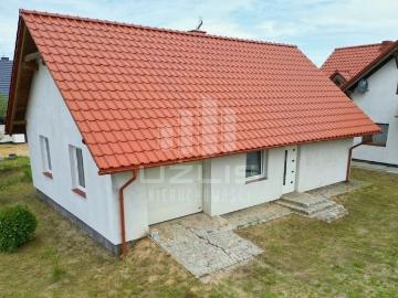 Dom na wynajem, Szkolna