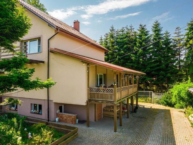 DOM NAD JEZIOREM GARDNO