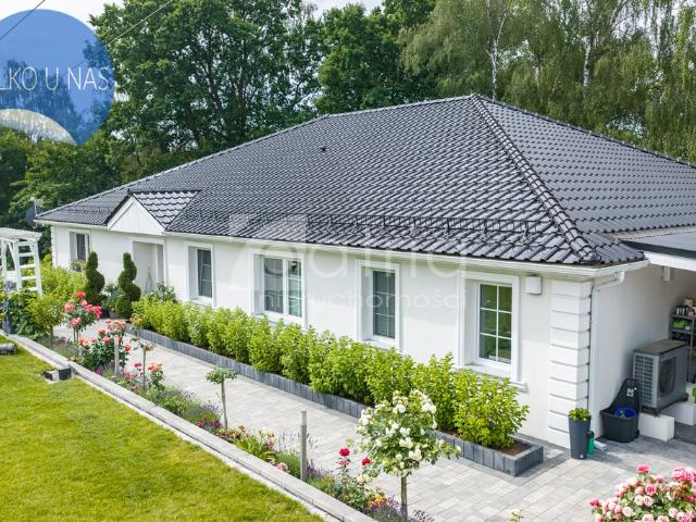 Dom nad jeziorem w Maszewie 335 m² z basenem