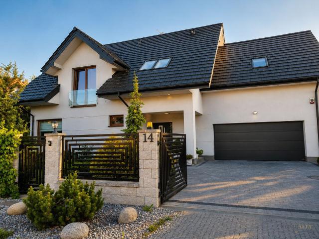 Dom, Nadarzyn, 225.00 m², sprzedam dom