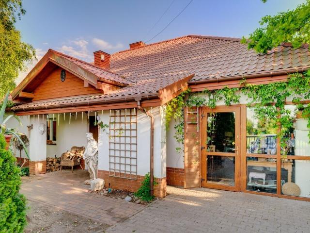 Dom, Nieporęt, Małołęcka, 225.00 m², sprzedam dom