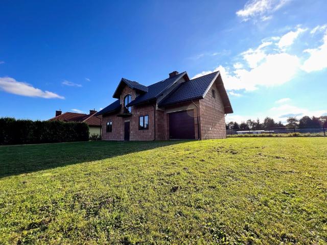 Dom, Siedliska, 200.00 m², sprzedam dom