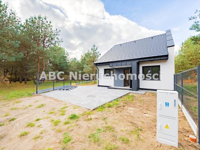 Dom skrajny 90,48 m² w Skórce nowoczesny, deweloperski